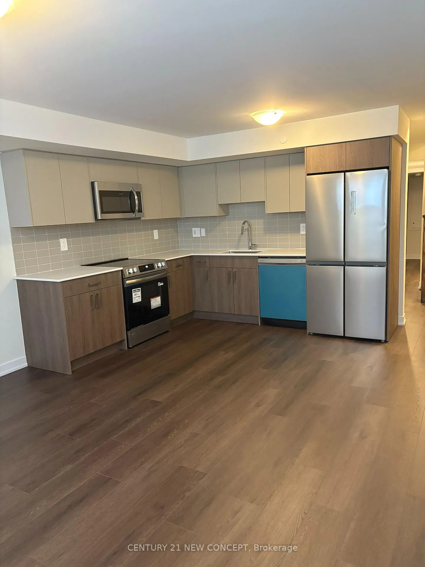 Photo 2 of Unit Basement, 34 Green Gardens Boulevard, Toronto, Rockcliffe-Smythe — HOMEH