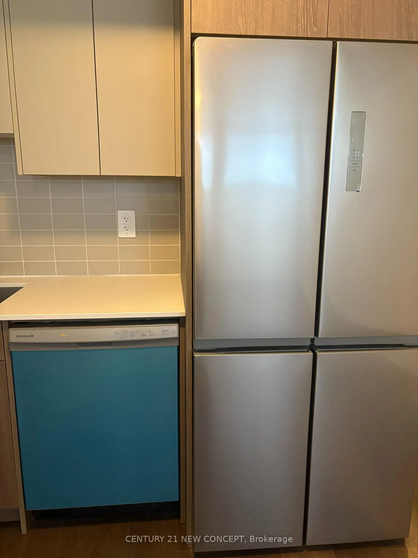 Photo 4 of Unit Basement, 34 Green Gardens Boulevard, Toronto, Rockcliffe-Smythe — HOMEH