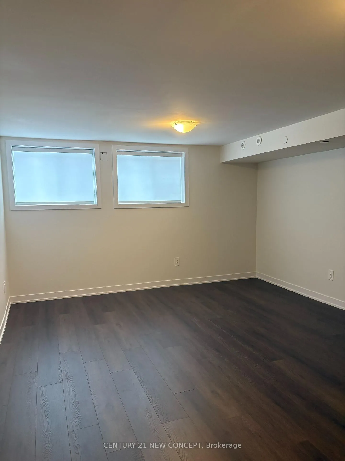 Photo 5 of Unit Basement, 34 Green Gardens Boulevard, Toronto, Rockcliffe-Smythe — HOMEH