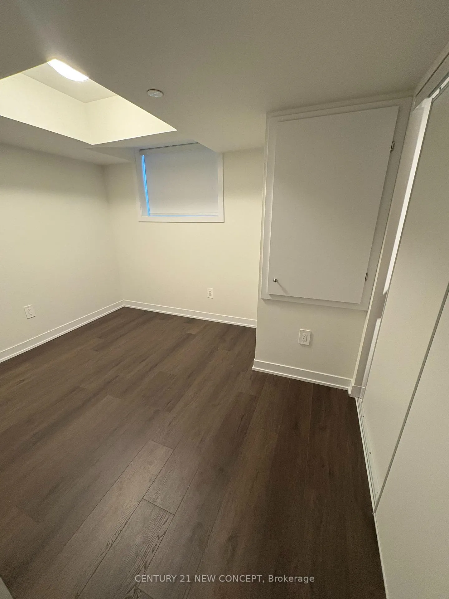 Photo 6 of Unit Basement, 34 Green Gardens Boulevard, Toronto, Rockcliffe-Smythe — HOMEH
