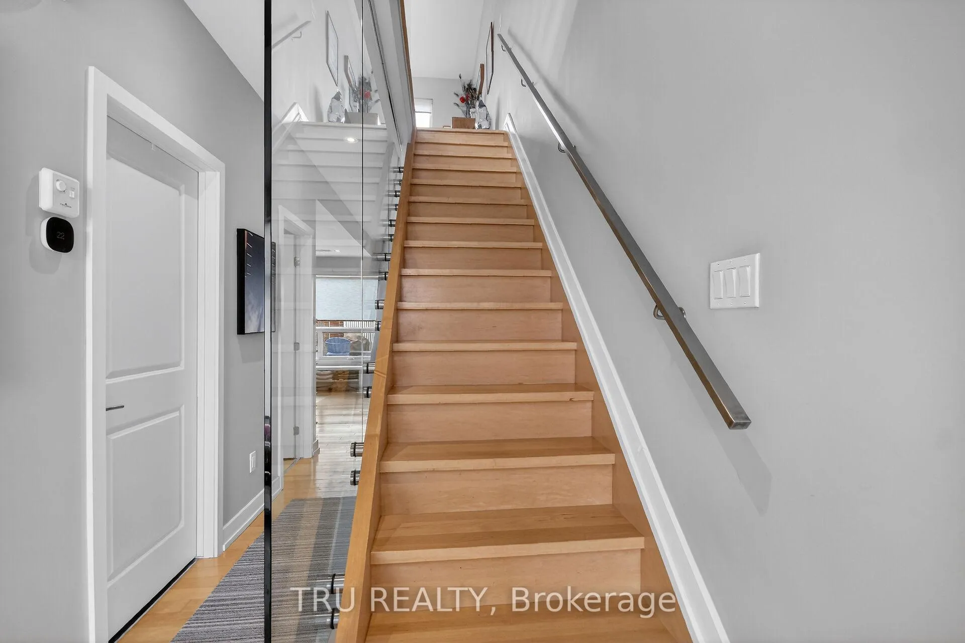 Photo 6 of 68 Stonehurst Avenue, Ottawa, Mechanicsville — HOMEH