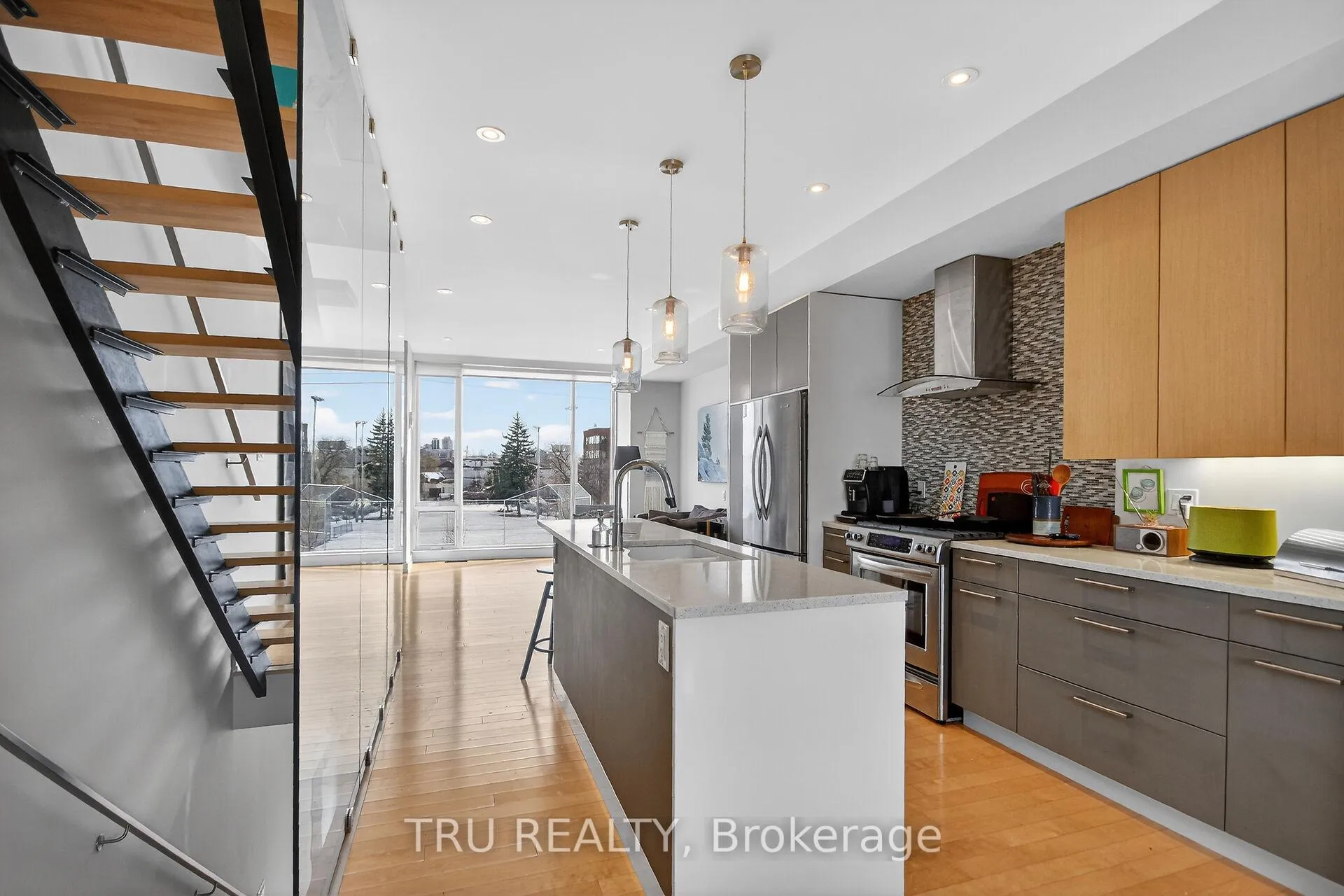 Photo 11 of 68 Stonehurst Avenue, Ottawa, Mechanicsville — HOMEH