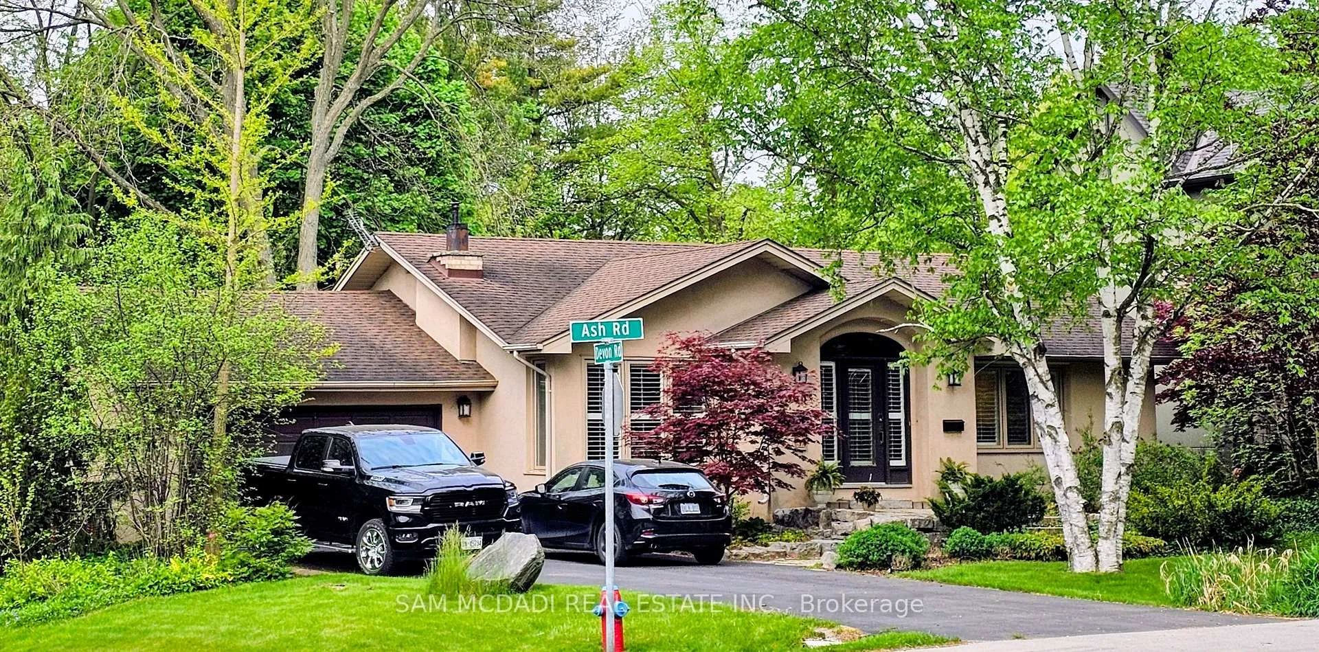 Photo 2 of 388 Ash Road, Oakville, Morrison — HOMEH