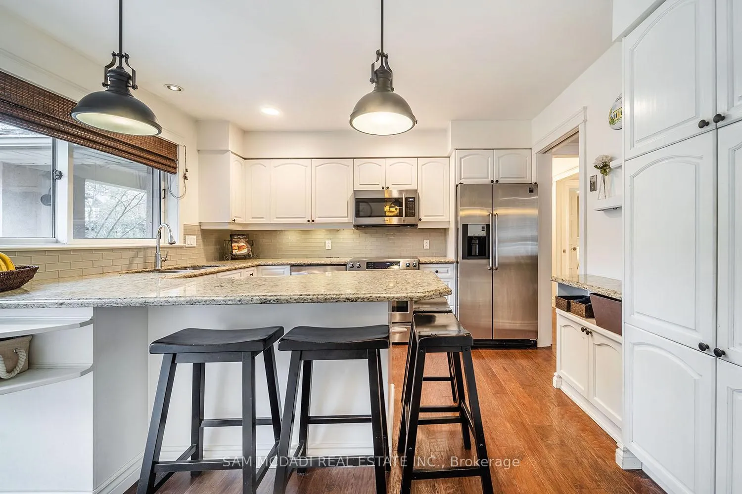 Photo 13 of 388 Ash Road, Oakville, Morrison — HOMEH