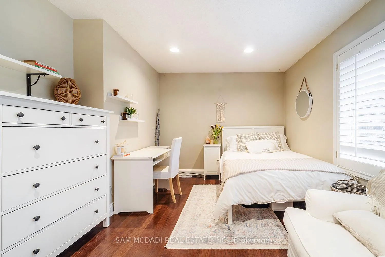 Photo 20 of 388 Ash Road, Oakville, Morrison — HOMEH