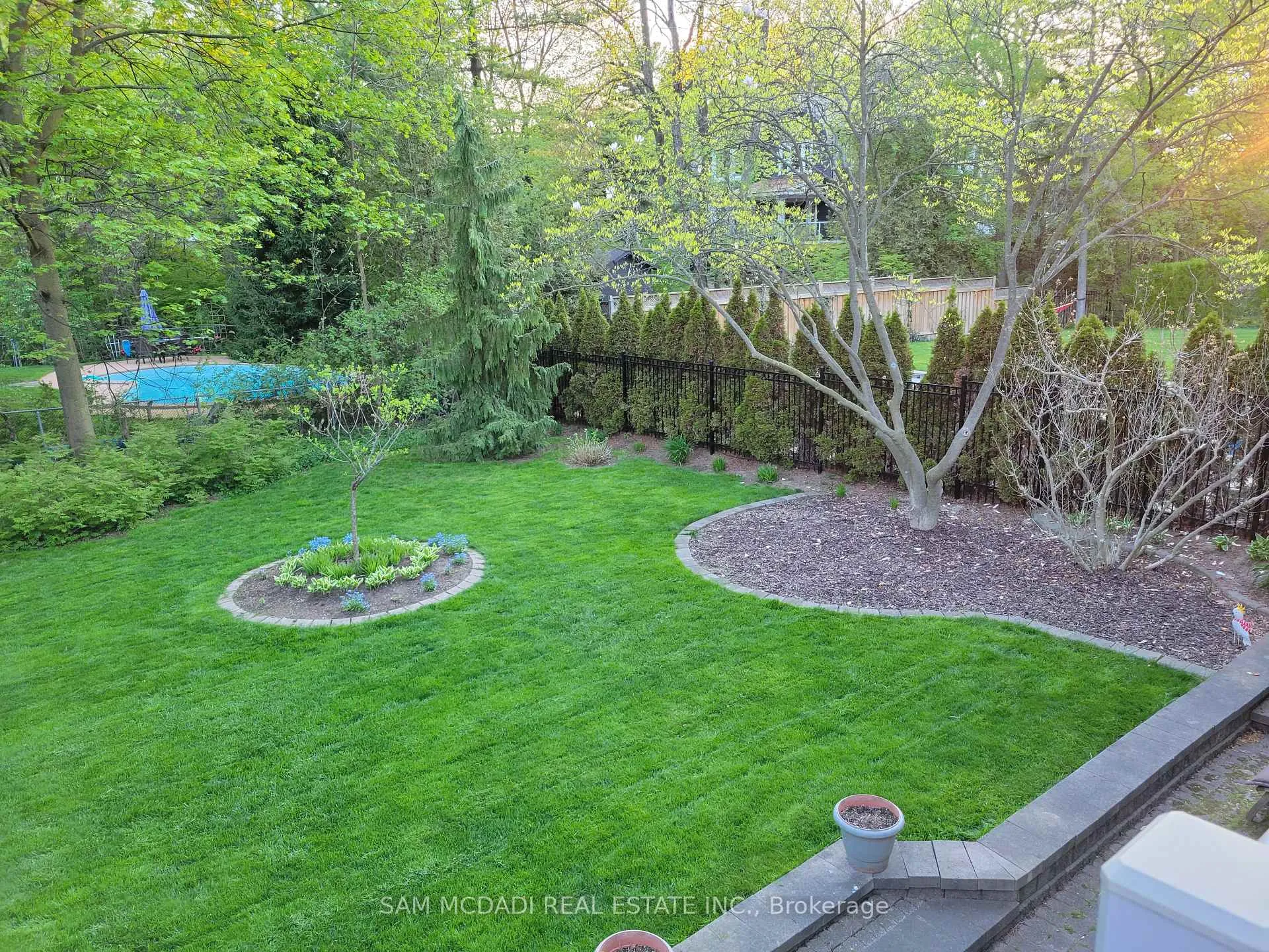 Photo 44 of 388 Ash Road, Oakville, Morrison — HOMEH