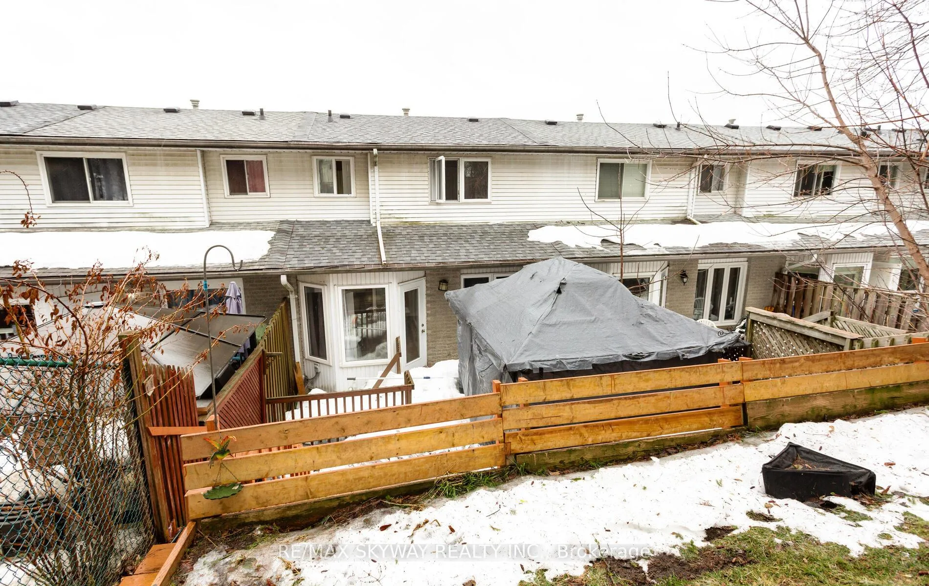 Photo 20 of 16 Bankside Drive, Kitchener, Highland West — HOMEH