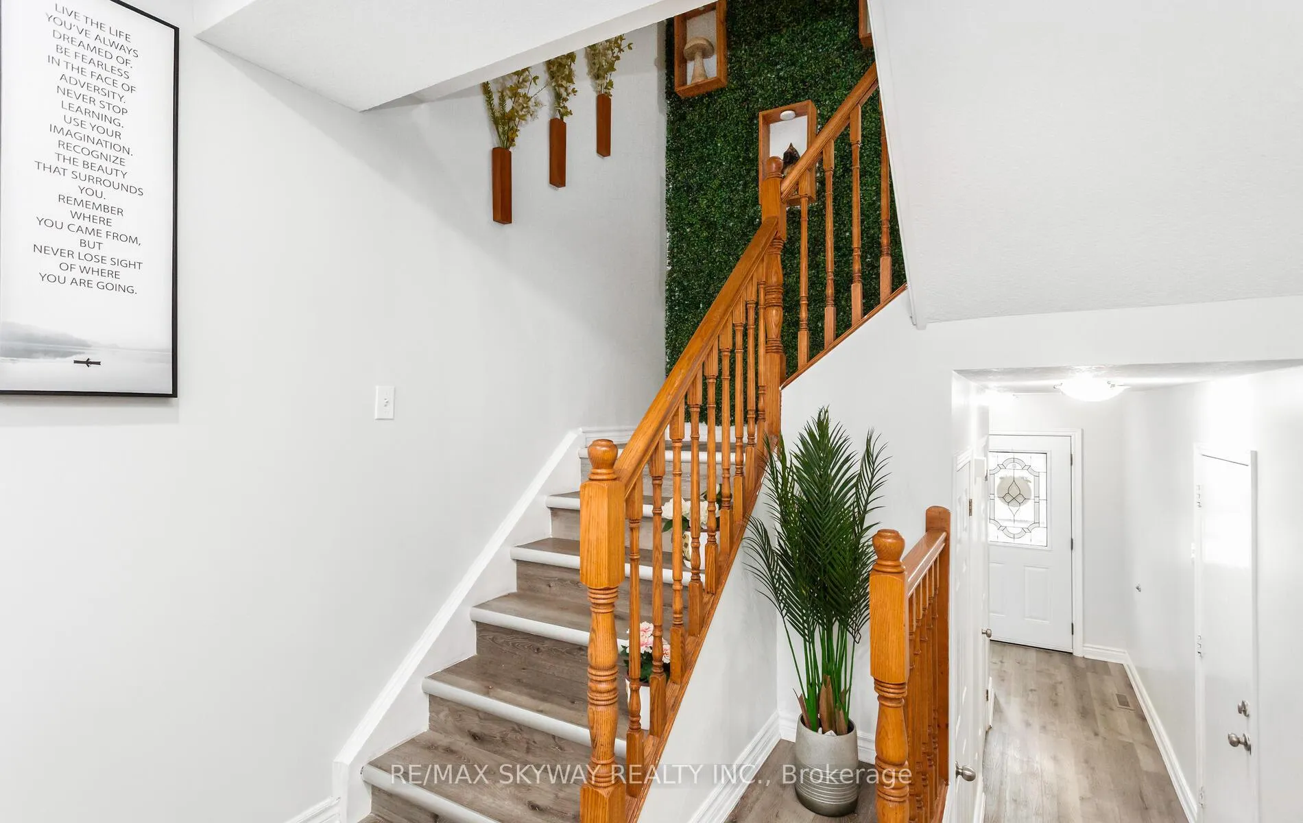 Photo 41 of 16 Bankside Drive, Kitchener, Highland West — HOMEH