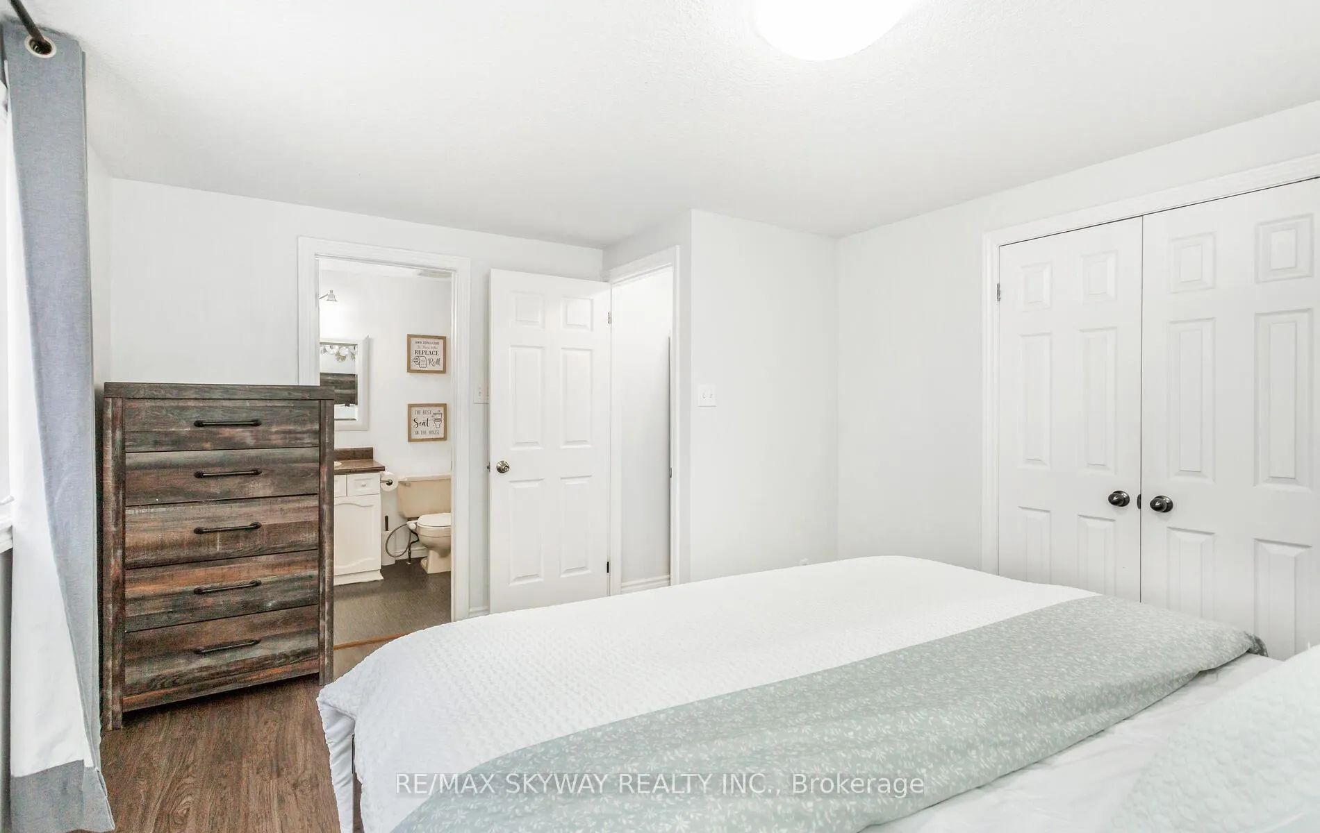 Photo 48 of 16 Bankside Drive, Kitchener, Highland West — HOMEH