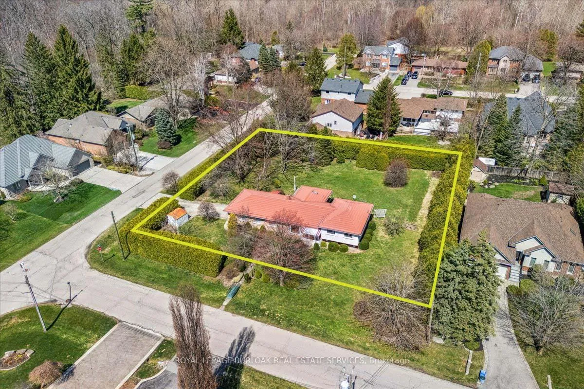 Photo 1 of 1 Westview Crescent, Hamilton, Waterdown — HOMEH