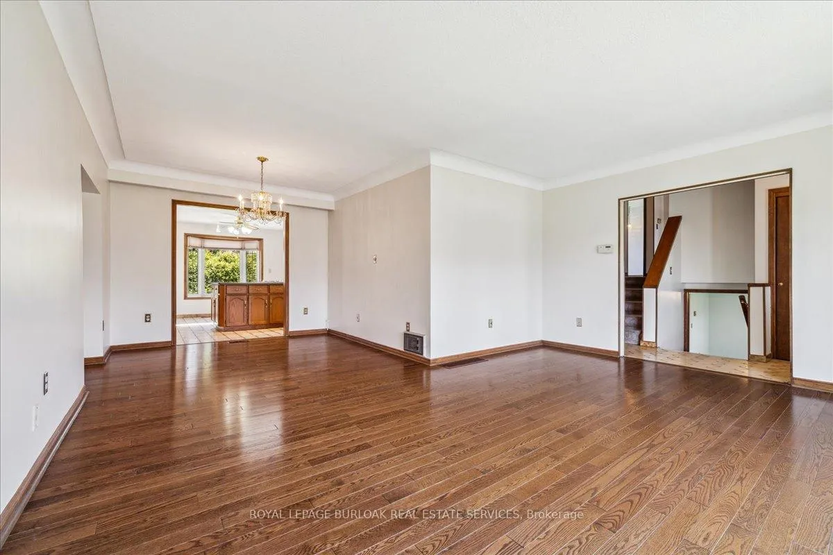 Photo 7 of 1 Westview Crescent, Hamilton, Waterdown — HOMEH