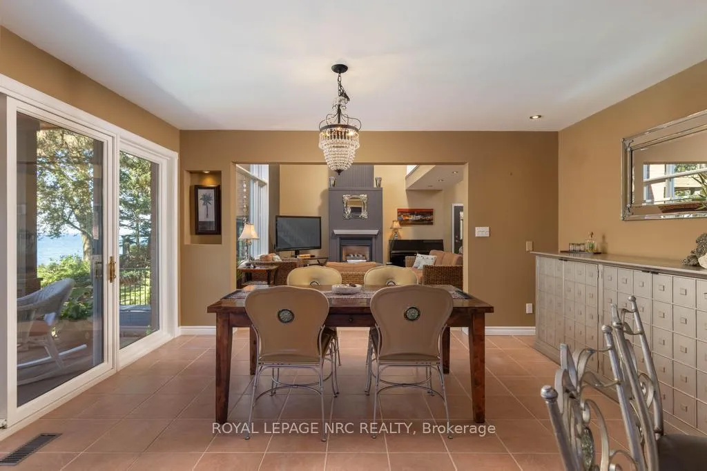 Photo 13 of 11 Abbey Avenue, St. Catharines, Port Dalhousie — HOMEH