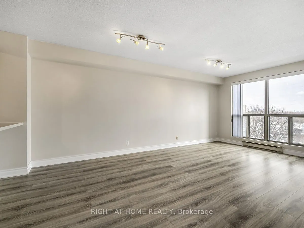 Photo 4 of Unit 604, 298 Jarvis Street, Toronto, Church-Yonge Corridor — HOMEH
