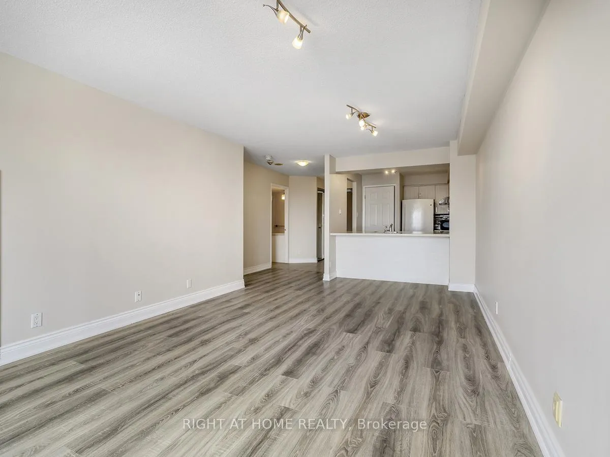 Photo 6 of Unit 604, 298 Jarvis Street, Toronto, Church-Yonge Corridor — HOMEH