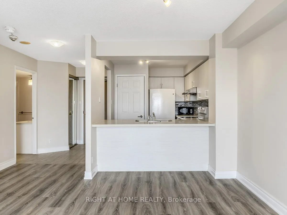 Photo 8 of Unit 604, 298 Jarvis Street, Toronto, Church-Yonge Corridor — HOMEH