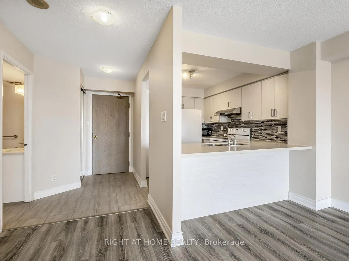 Photo 9 of Unit 604, 298 Jarvis Street, Toronto, Church-Yonge Corridor — HOMEH