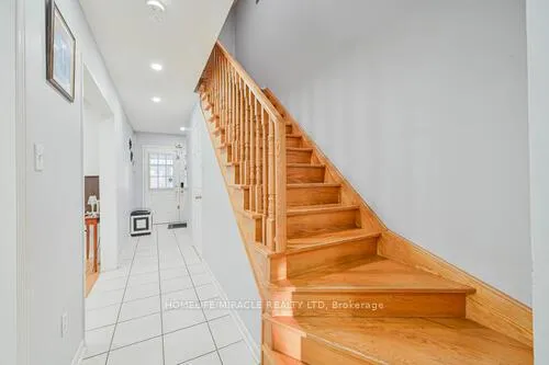 Photo 7 of 79 Billingsley Crescent, Markham, Cedarwood — HOMEH