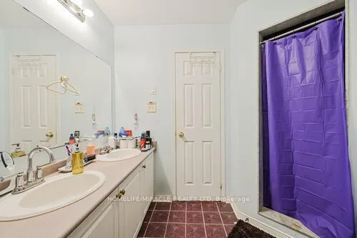 Photo 30 of 79 Billingsley Crescent, Markham, Cedarwood — HOMEH