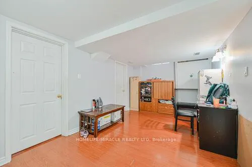 Photo 38 of 79 Billingsley Crescent, Markham, Cedarwood — HOMEH