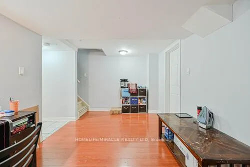 Photo 40 of 79 Billingsley Crescent, Markham, Cedarwood — HOMEH
