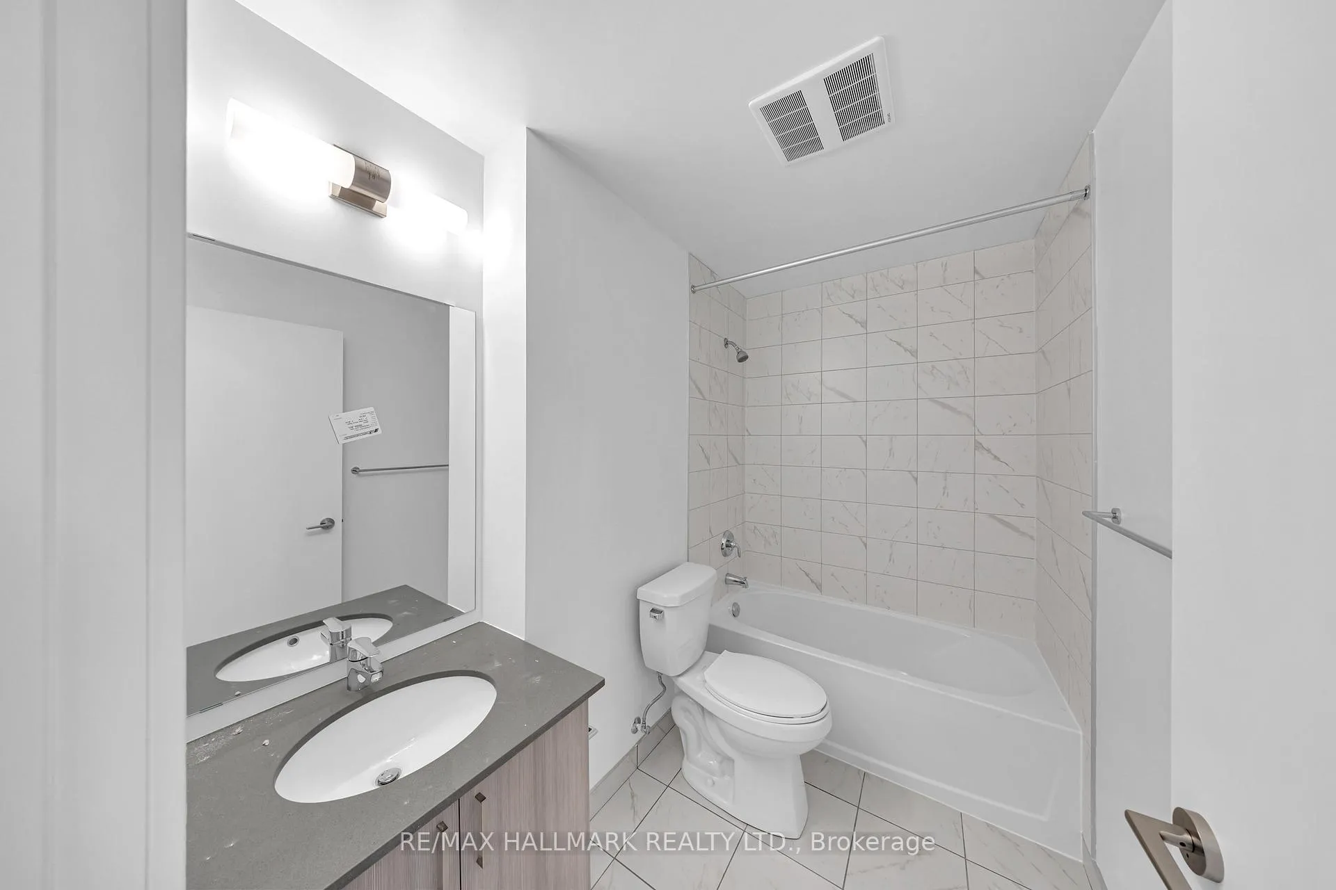 Photo 7 of Unit 2609, 1435 Celebration Drive, Pickering, Bay Ridges — HOMEH