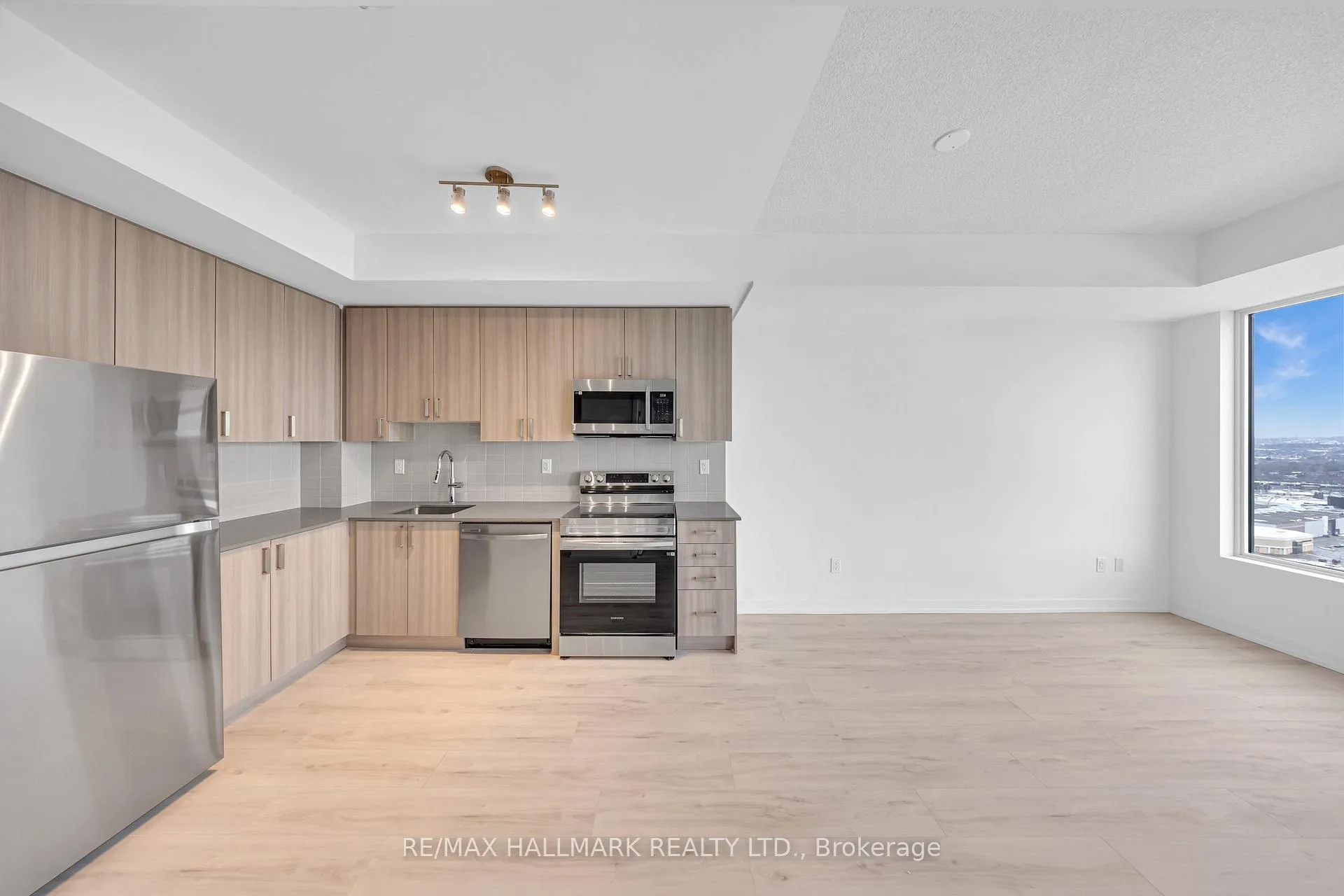 Photo 9 of Unit 2609, 1435 Celebration Drive, Pickering, Bay Ridges — HOMEH