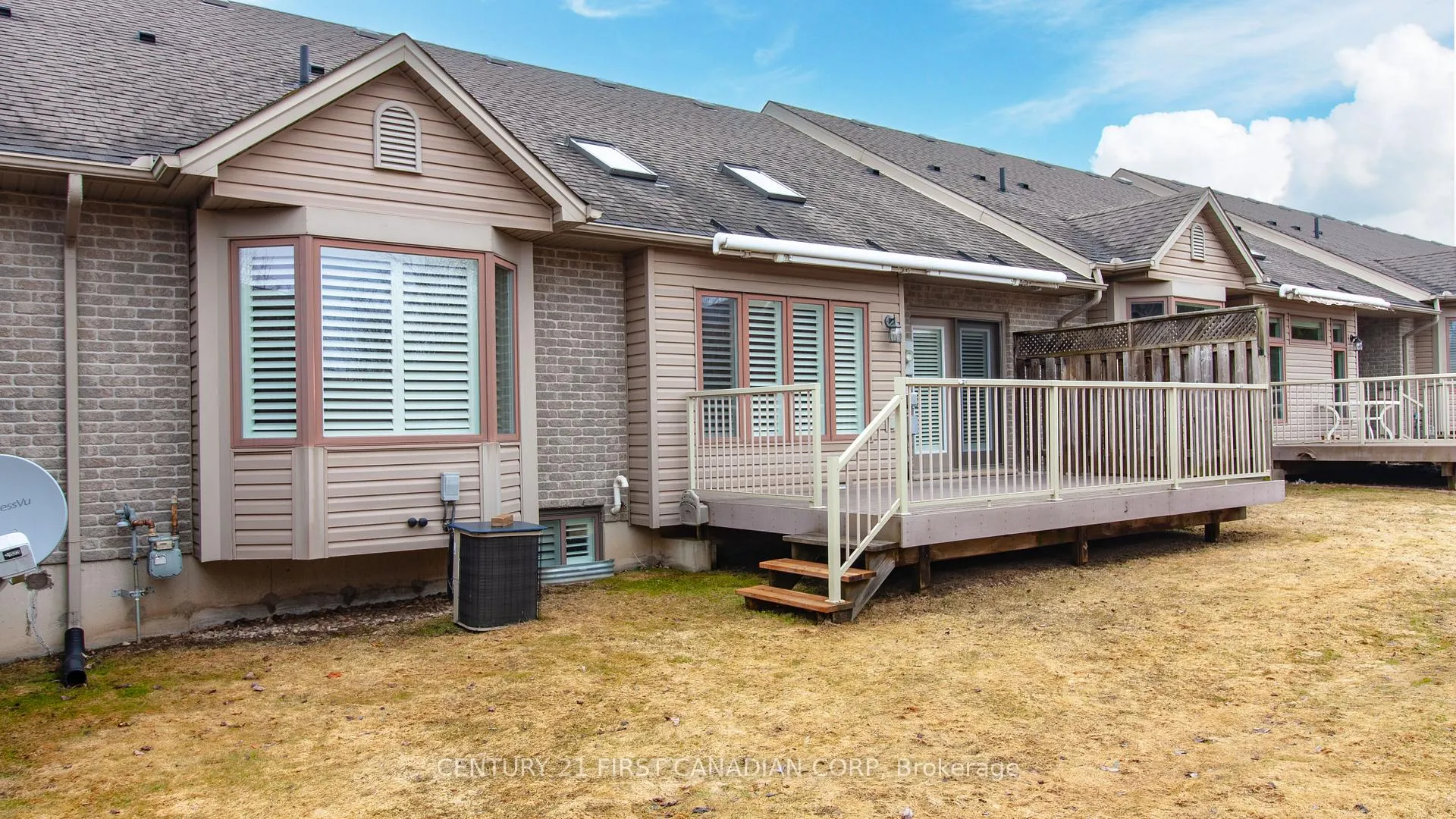 Photo 5 of Unit 3, 2295 Kains Road, London, South A — HOMEH