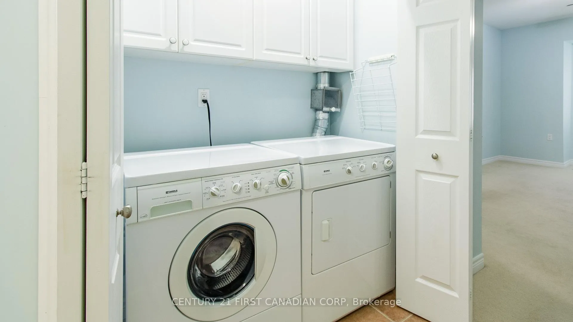 Photo 19 of Unit 3, 2295 Kains Road, London, South A — HOMEH