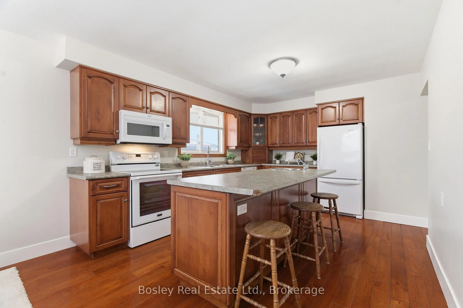 Photo 13 of 24 Pintail Drive, Woolwich — HOMEH