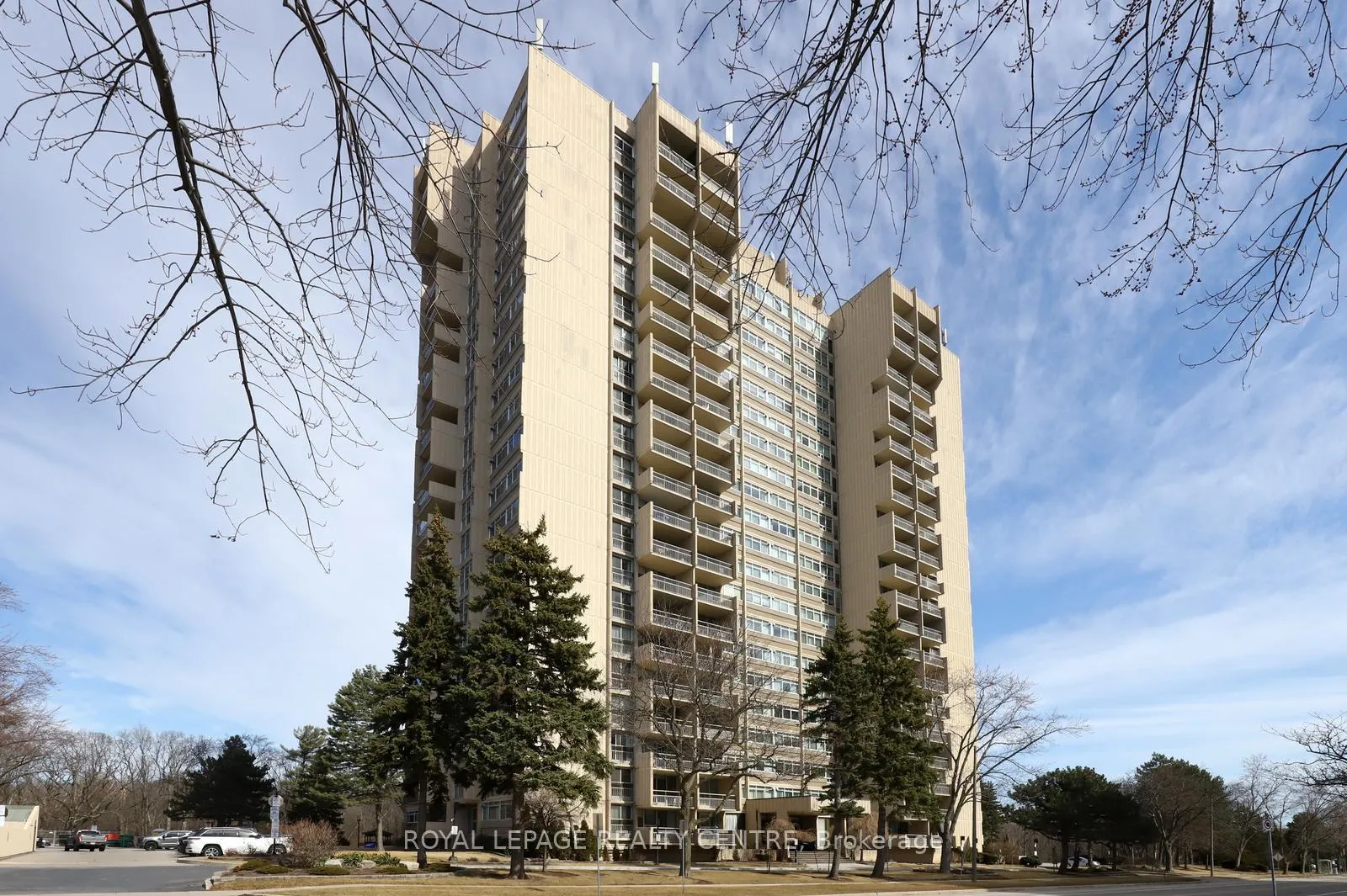 Photo 1 of Unit 1607, 1359 White Oaks Boulevard, Oakville, Falgarwood — HOMEH