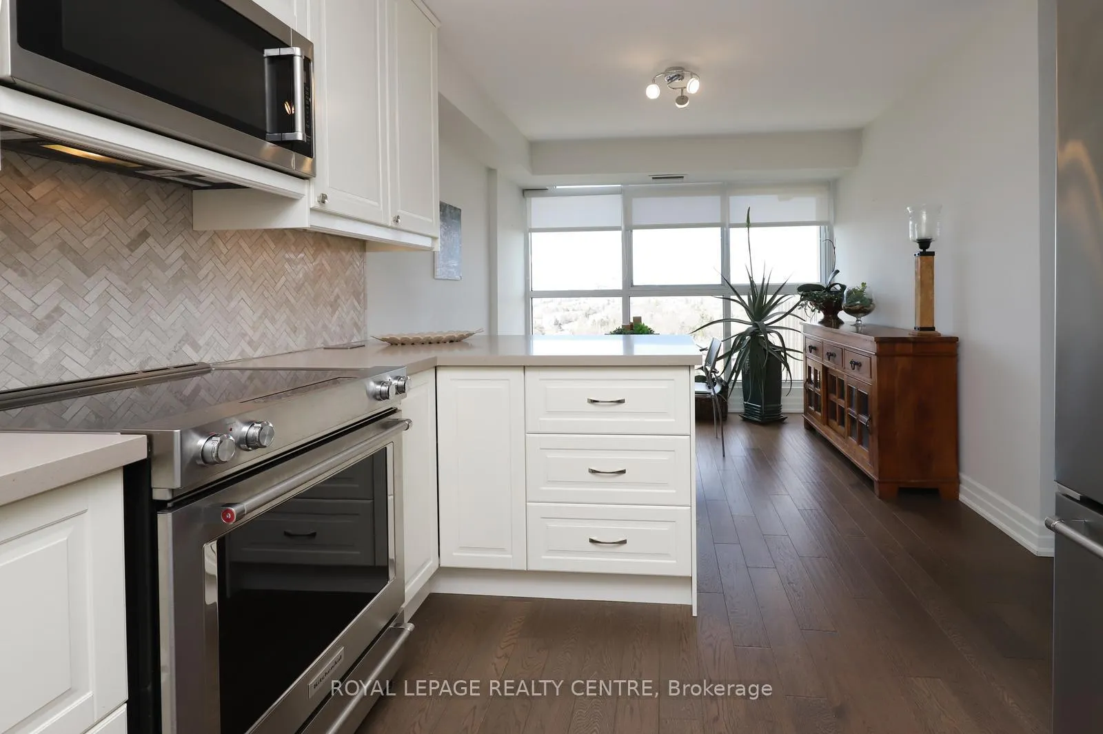 Photo 25 of Unit 1607, 1359 White Oaks Boulevard, Oakville, Falgarwood — HOMEH