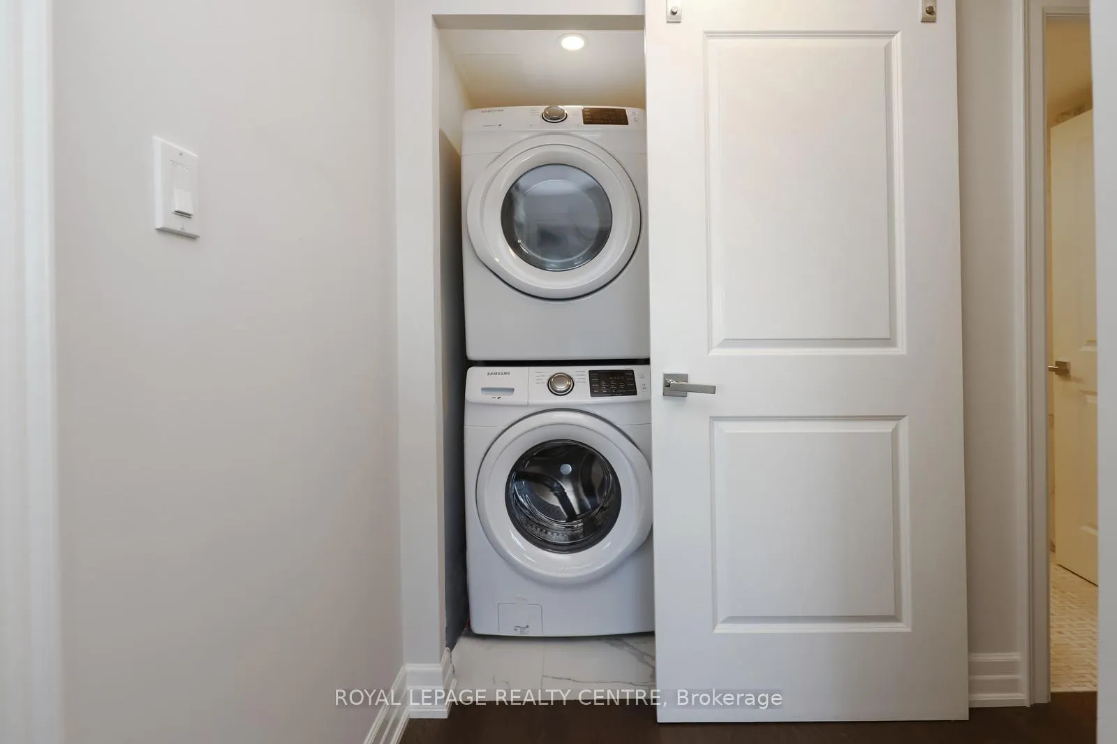 Photo 31 of Unit 1607, 1359 White Oaks Boulevard, Oakville, Falgarwood — HOMEH