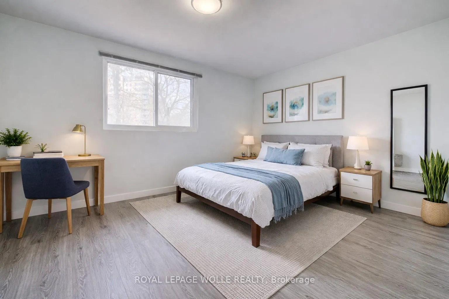 Photo 13 of 174 Westcourt Place, Waterloo — HOMEH
