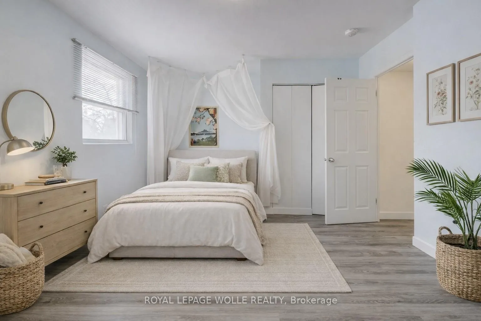 Photo 15 of 174 Westcourt Place, Waterloo — HOMEH