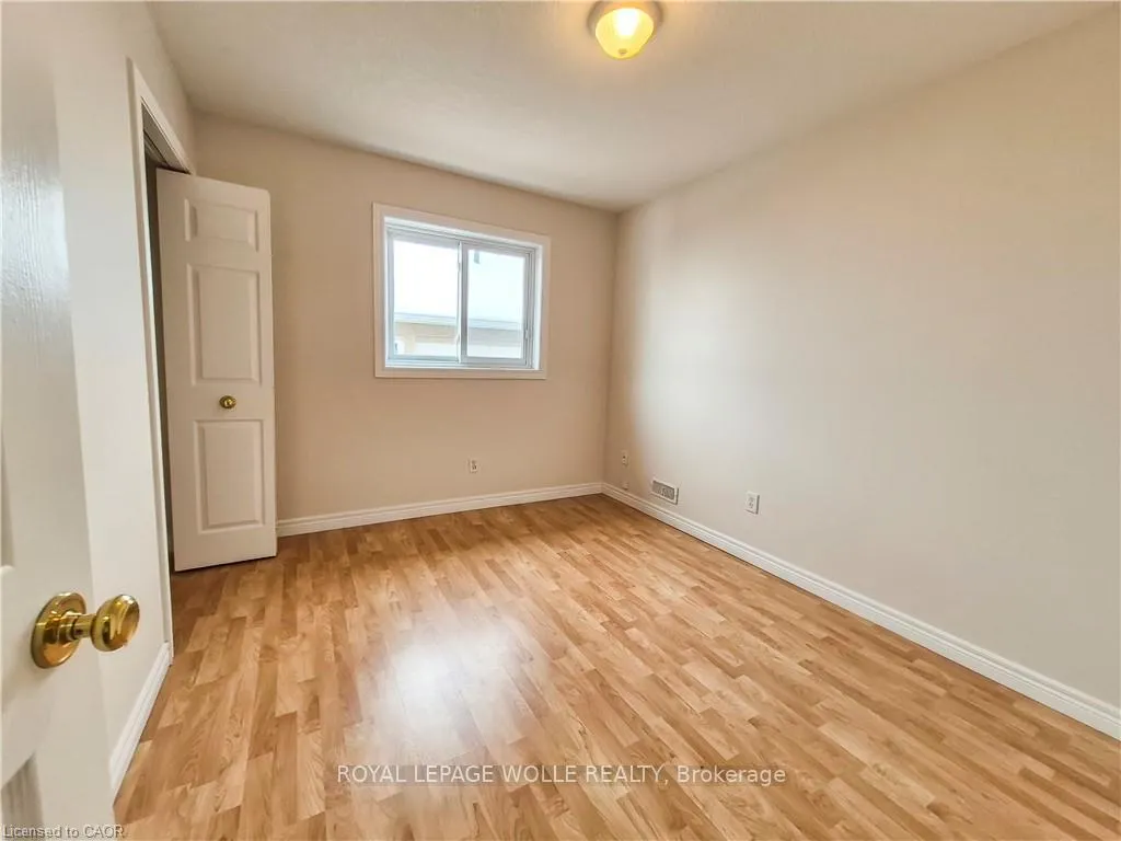 Photo 7 of Unit 3, 132 Udvari Crescent, Kitchener — HOMEH