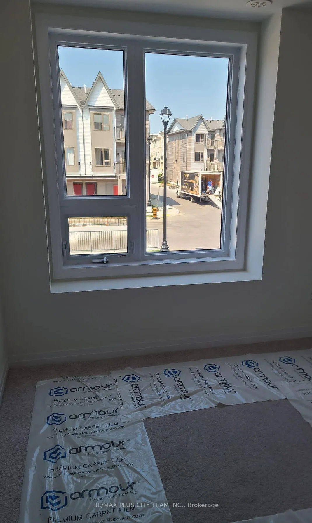 Photo 3 of Unit 809, 2635 William Jackson Drive, Pickering, Duffin Heights — HOMEH