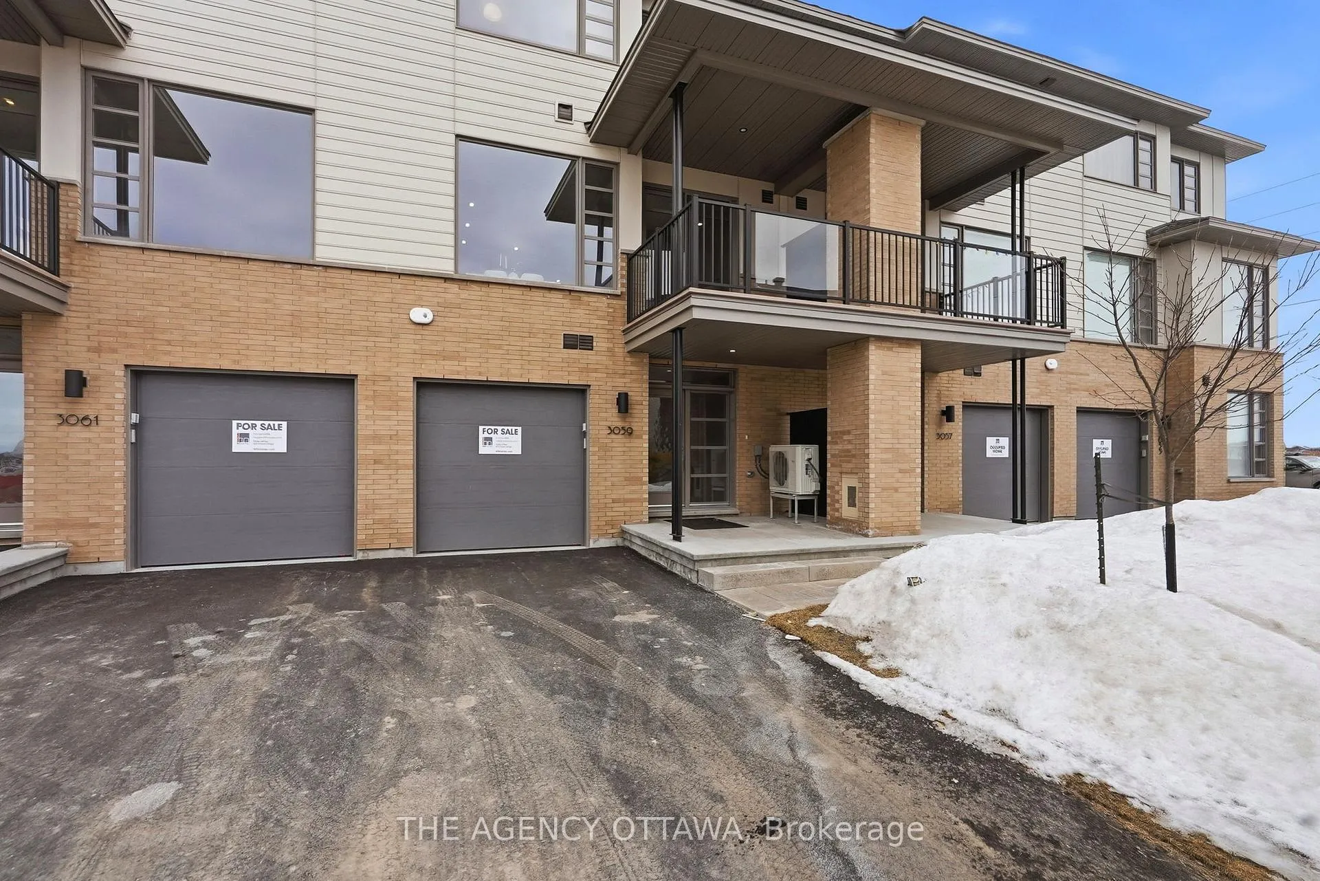 Photo 2 of 3059 Showcase Crescent, Ottawa, Riverside South/Gloucester Glen — HOMEH