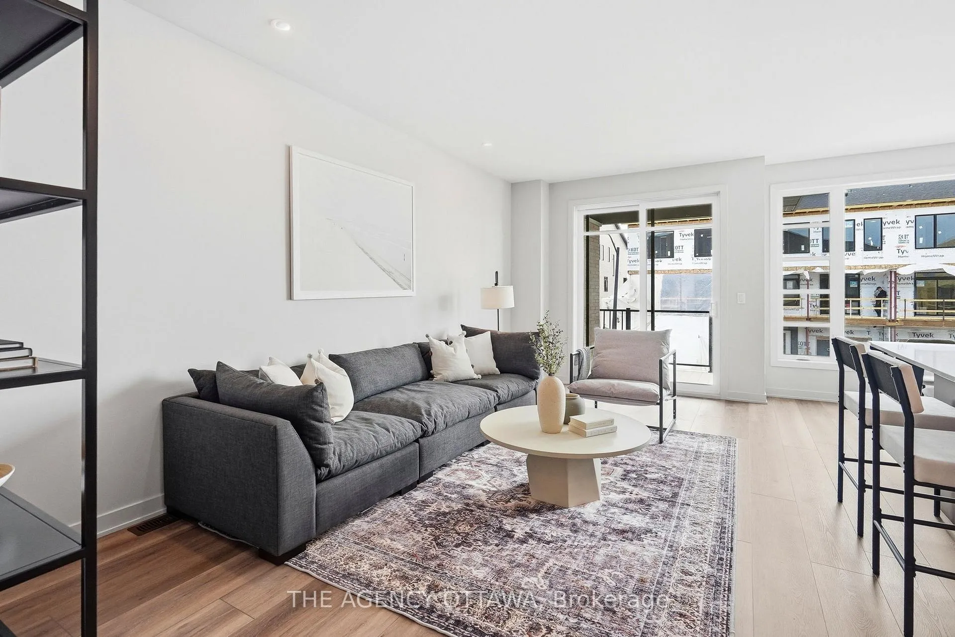 Photo 17 of 3059 Showcase Crescent, Ottawa, Riverside South/Gloucester Glen — HOMEH