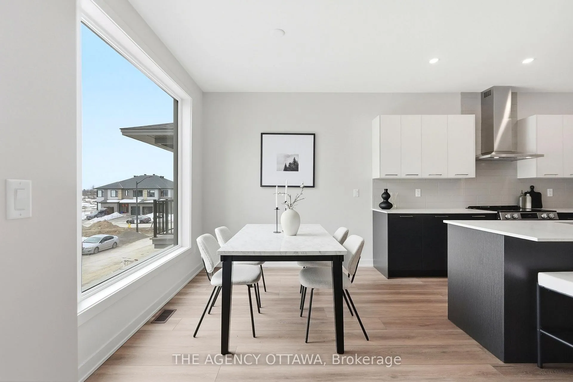 Photo 19 of 3059 Showcase Crescent, Ottawa, Riverside South/Gloucester Glen — HOMEH