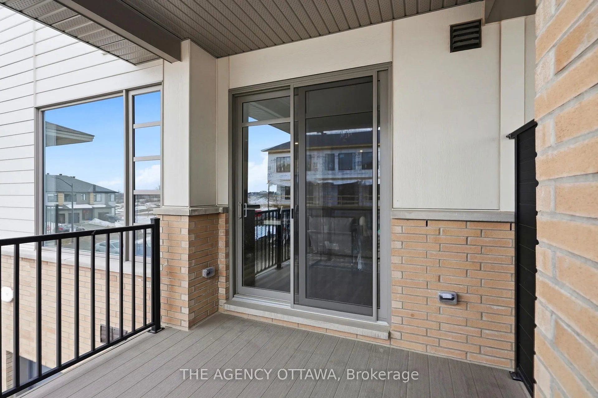 Photo 21 of 3059 Showcase Crescent, Ottawa, Riverside South/Gloucester Glen — HOMEH