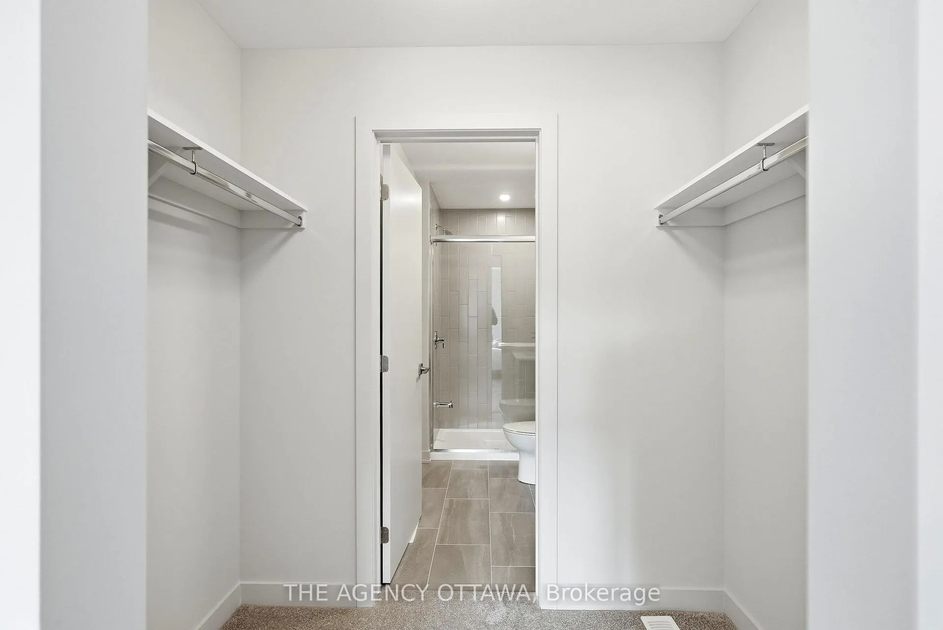 Photo 27 of 3059 Showcase Crescent, Ottawa, Riverside South/Gloucester Glen — HOMEH