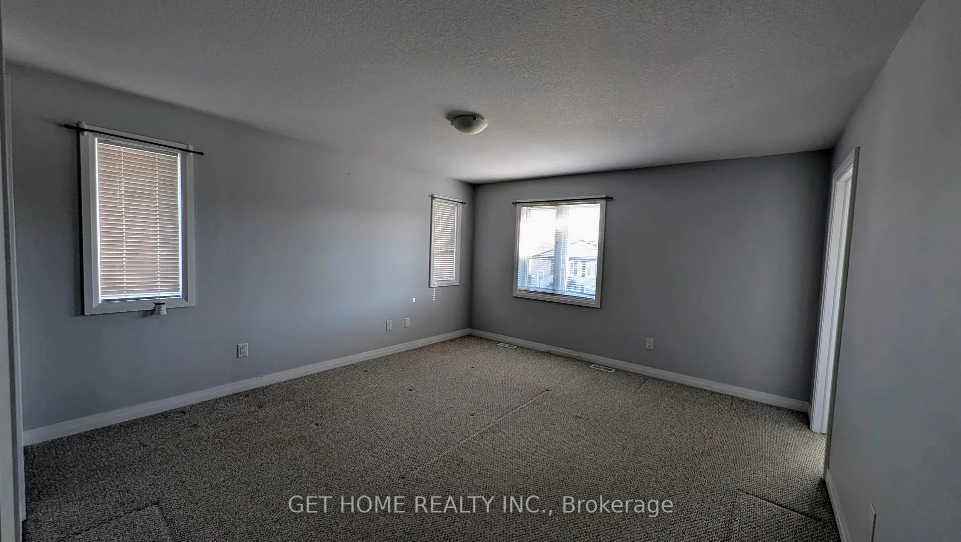 Photo 12 of 6655 Cropp Street, Niagara Falls, Morrison — HOMEH