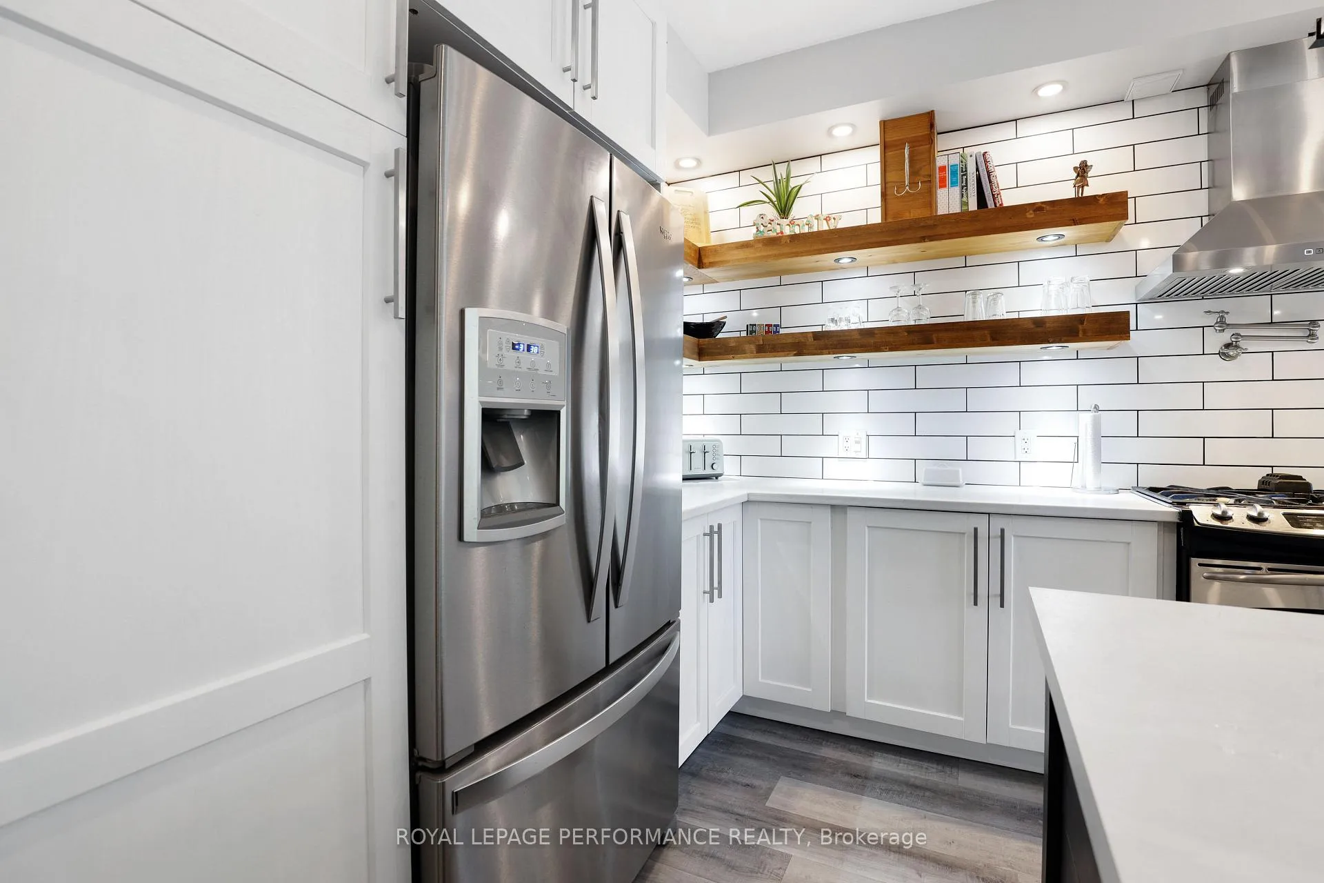 Photo 10 of 104 Hillman Marsh Way, Ottawa, Blossom Park/Kemp Park/Findlay Creek — HOMEH