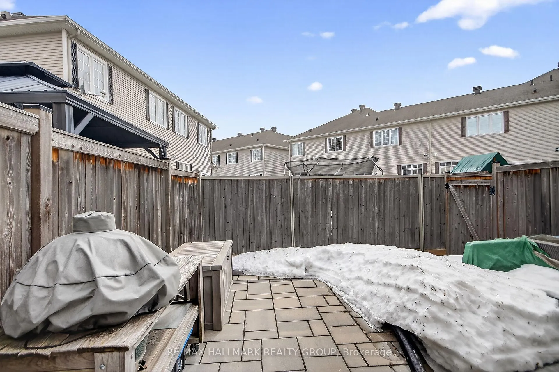 Photo 22 of 749 Oakglade Avenue, Ottawa, Kanata - Emerald Meadows/Trailwest — HOMEH