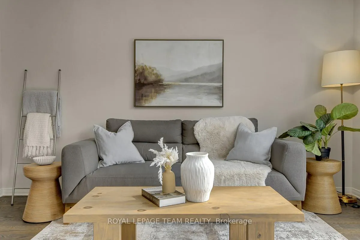 Photo 10 of 277 Losino Crescent, Ottawa, Kanata - Emerald Meadows/Trailwest — HOMEH