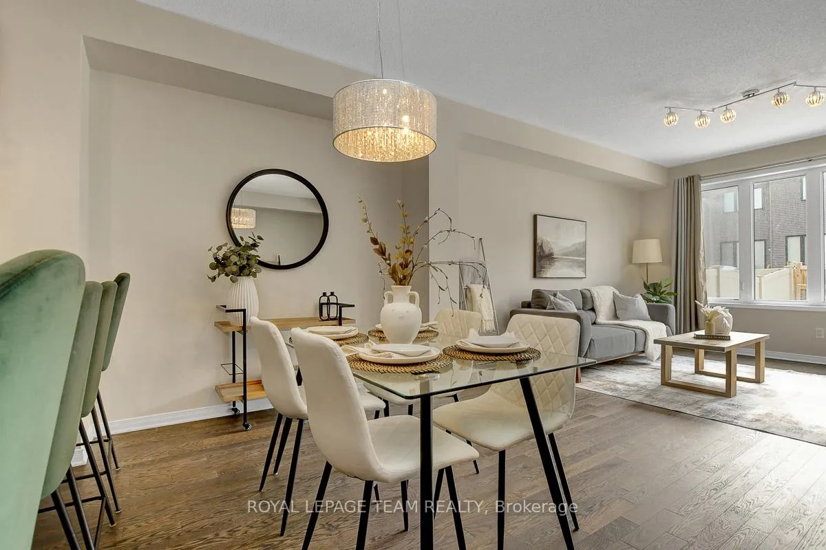 Photo 12 of 277 Losino Crescent, Ottawa, Kanata - Emerald Meadows/Trailwest — HOMEH