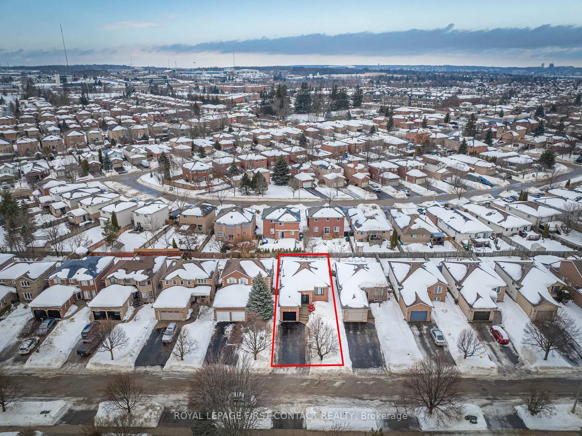 Photo 2 of 55 Chalmers Drive, Barrie, Painswick South — HOMEH