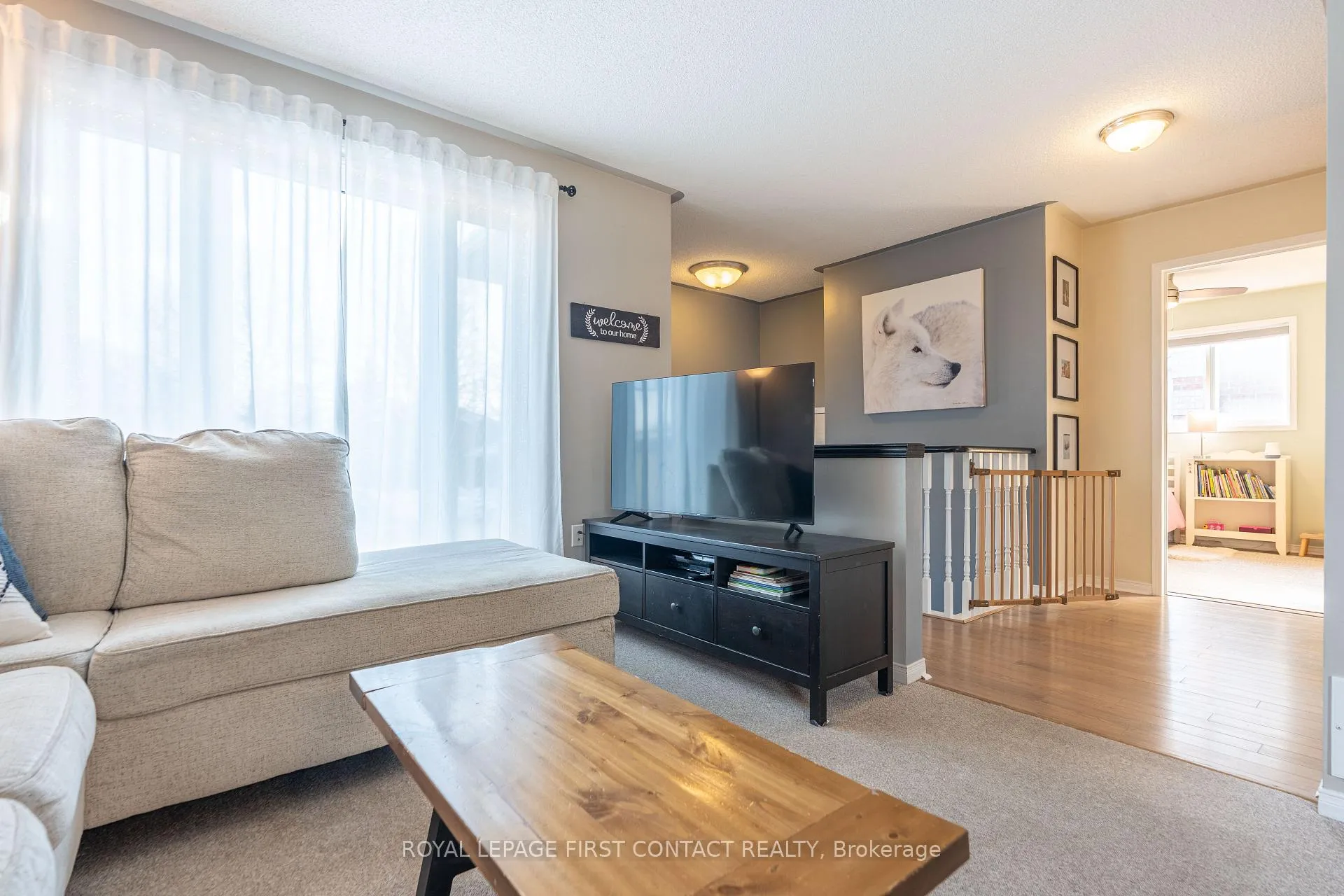 Photo 6 of 55 Chalmers Drive, Barrie, Painswick South — HOMEH