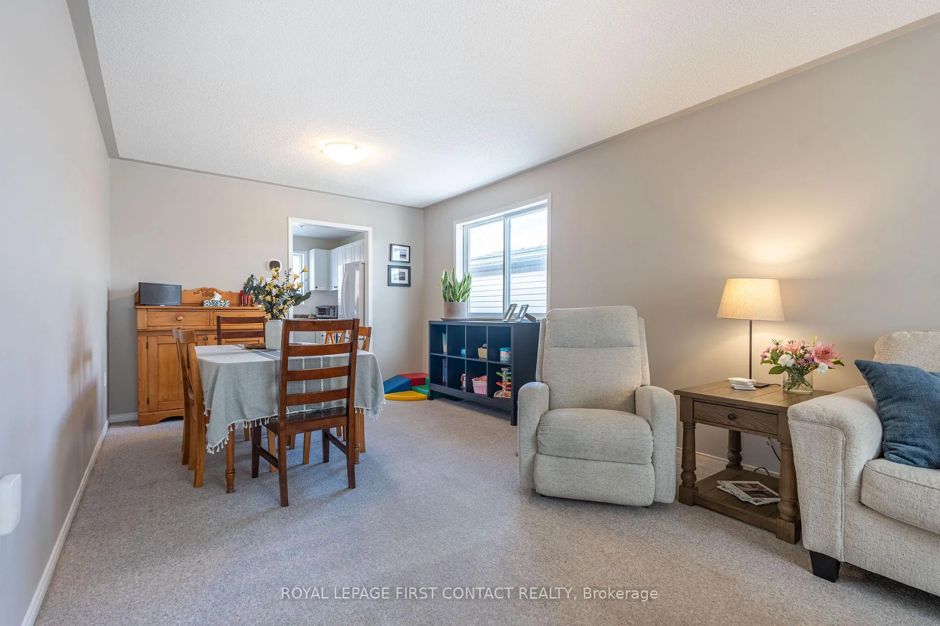 Photo 8 of 55 Chalmers Drive, Barrie, Painswick South — HOMEH