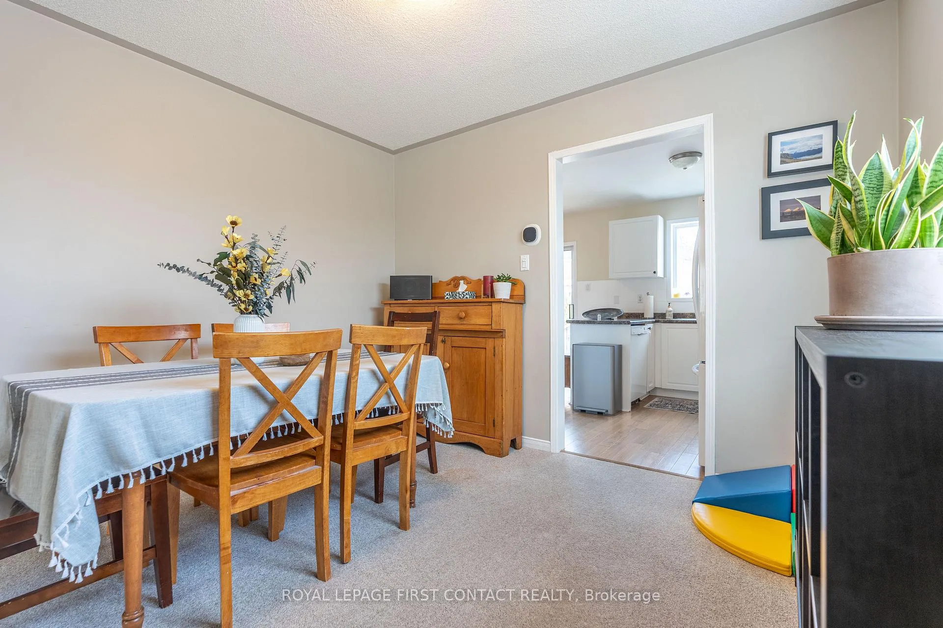 Photo 9 of 55 Chalmers Drive, Barrie, Painswick South — HOMEH